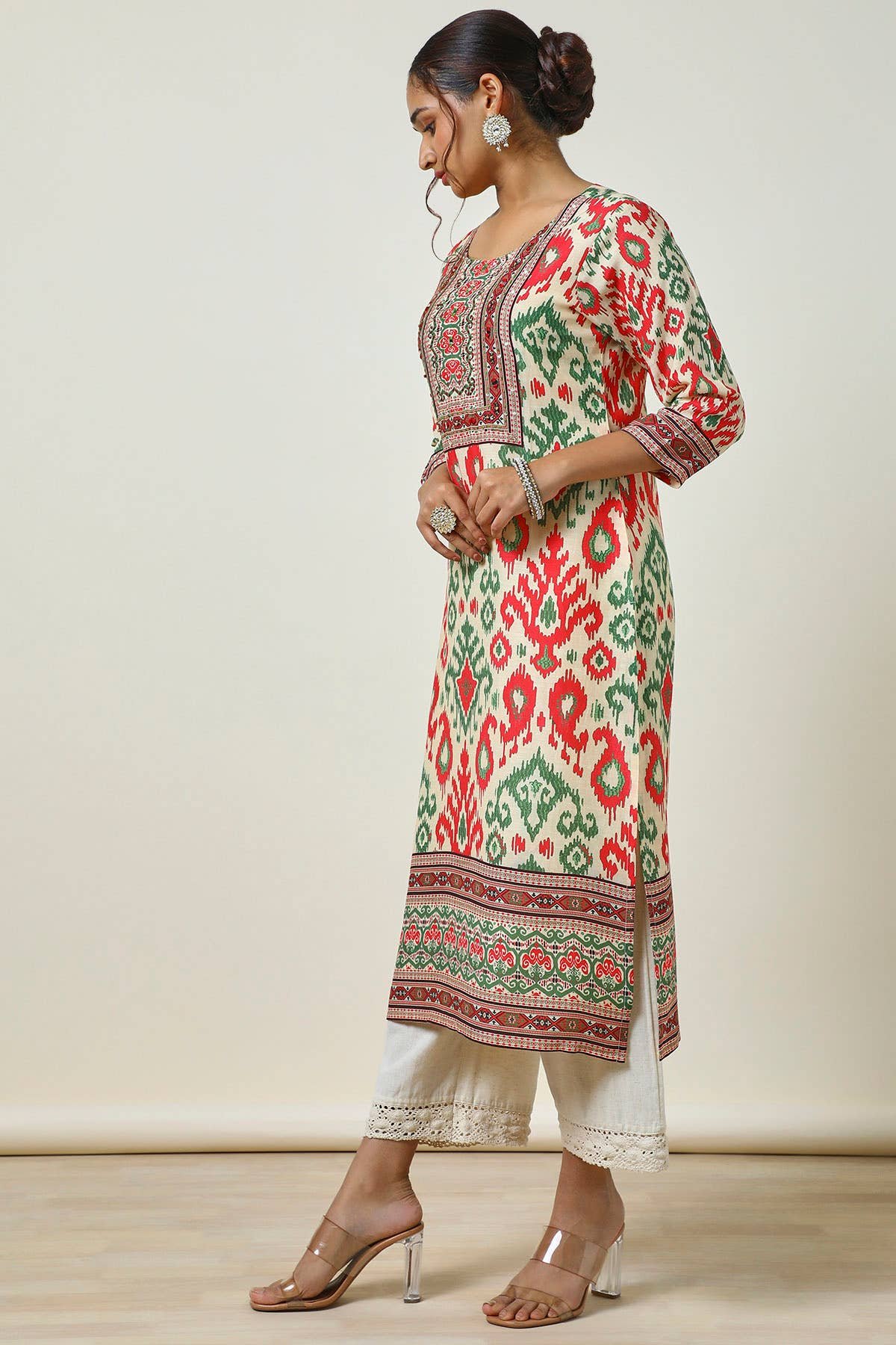 Cream Printed Linen Blend Kurta With Mirror Work - Image 4
