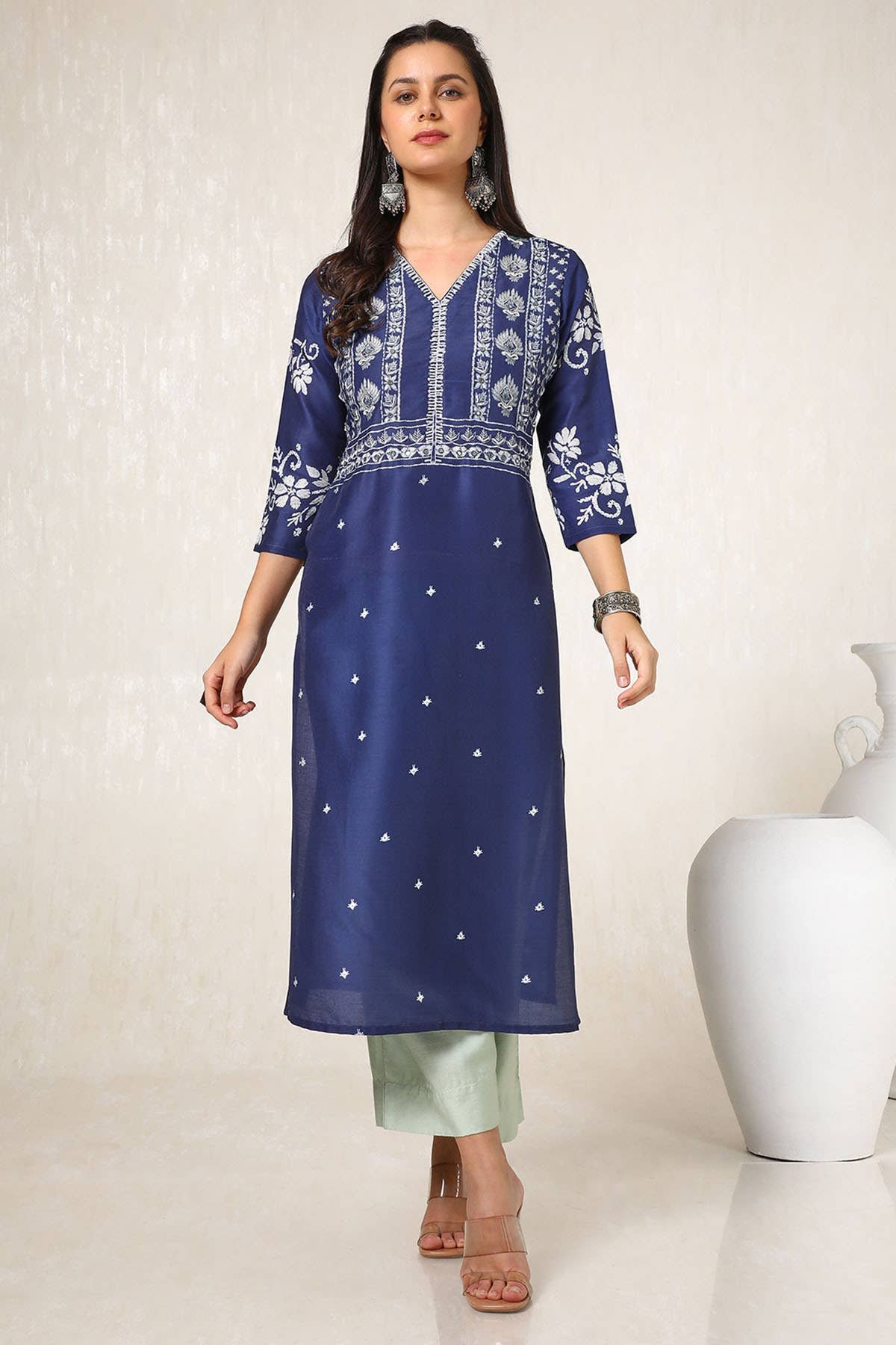 Navy Blue Embellished Muslin Blend Straight Kurta - Image 2