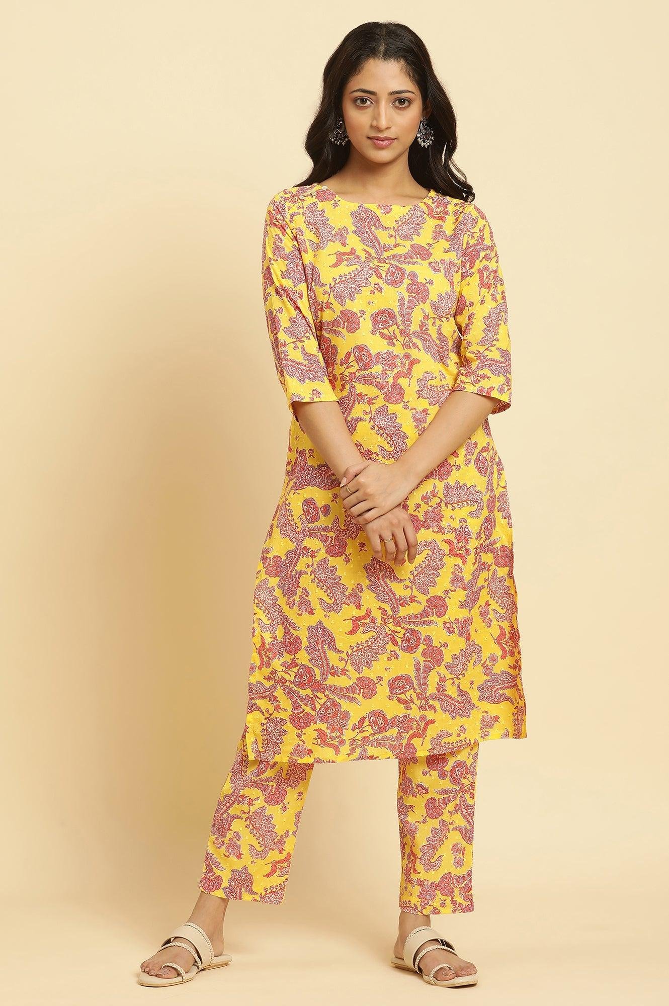 Yellow Floral Printed Cotton Kurta And Pants Co-Ord Set - Image 6